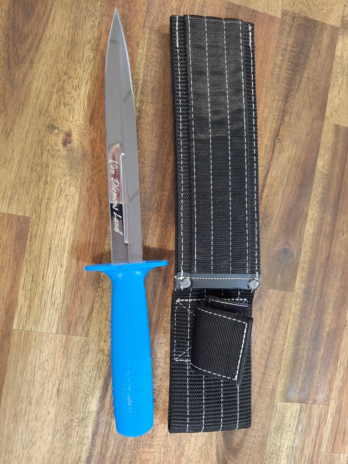Van Diemens Land - 8" Sticking knife Inc Sheath