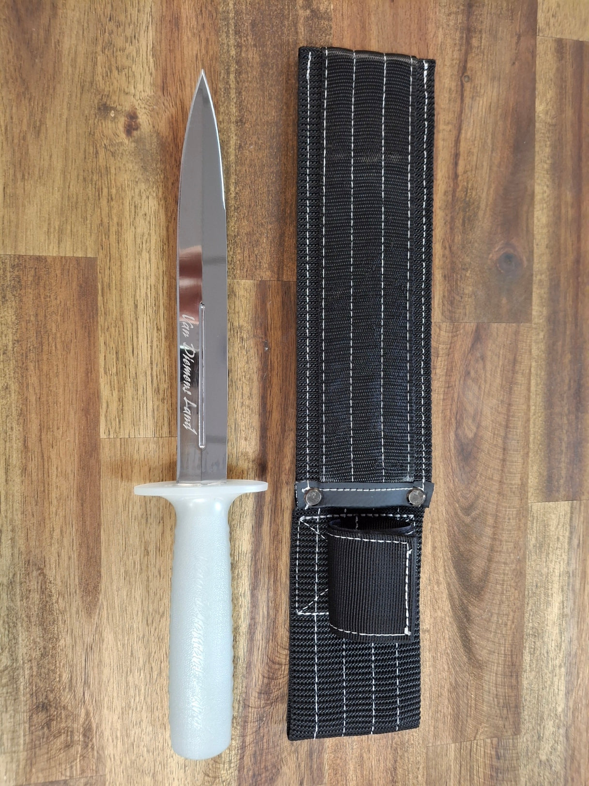 Van Diemens Land - 8" Sticking knife Inc Sheath