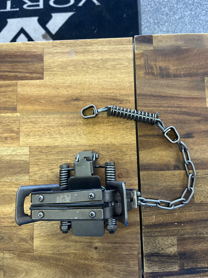 #3 Dogless Trap, 150 x 148 Rubber Jaw