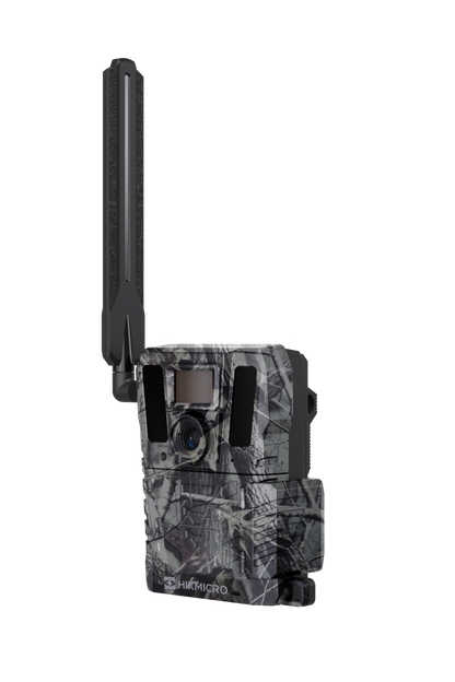 HIKMICRO M15 10MP 1080P 4G Trail Camera with IR 940nm + 32GB Class 10 SD Card
