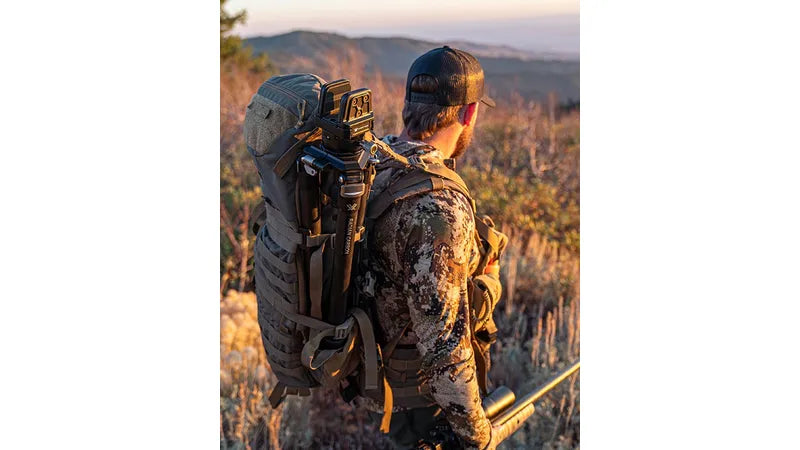 Radian™ Carbon Carbon Fiber Tripod + Leveling Head